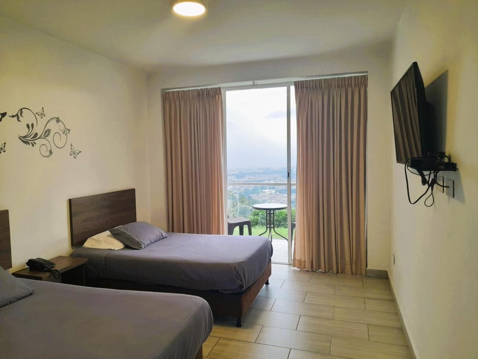 Hotel Entre Lomas 圣罗莎德卡瓦尔 外观 照片