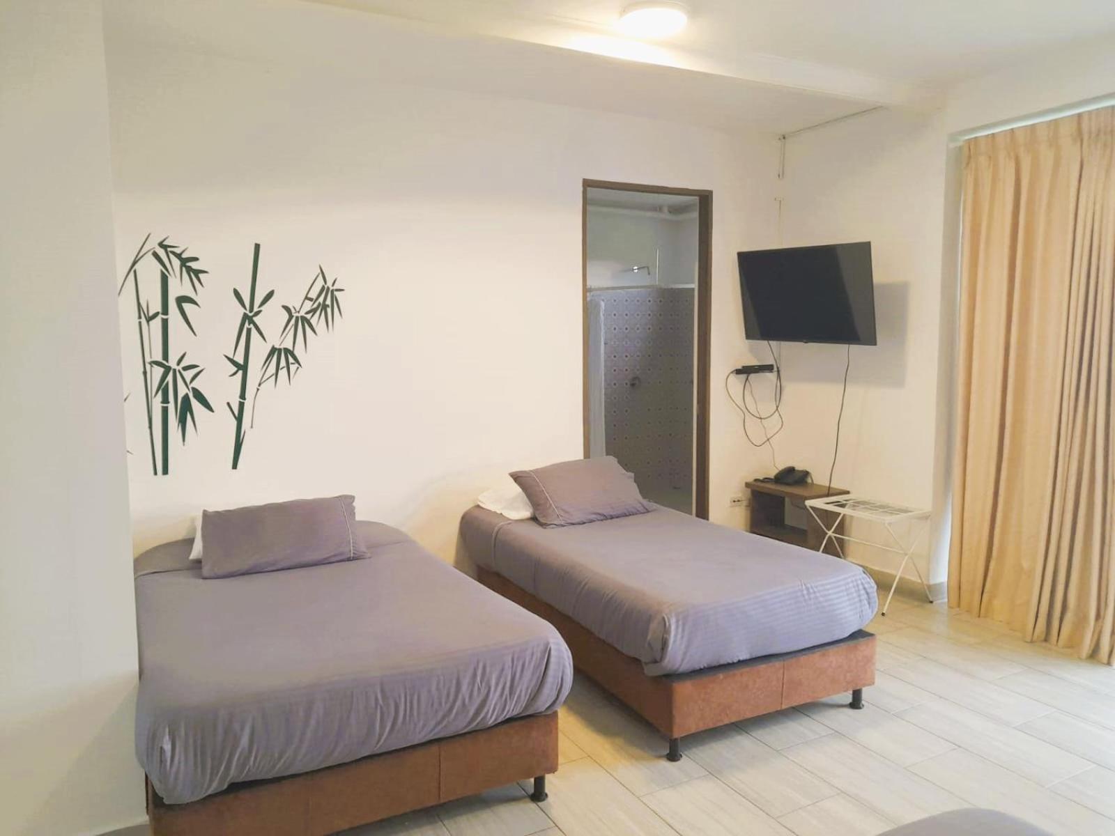 Hotel Entre Lomas 圣罗莎德卡瓦尔 外观 照片