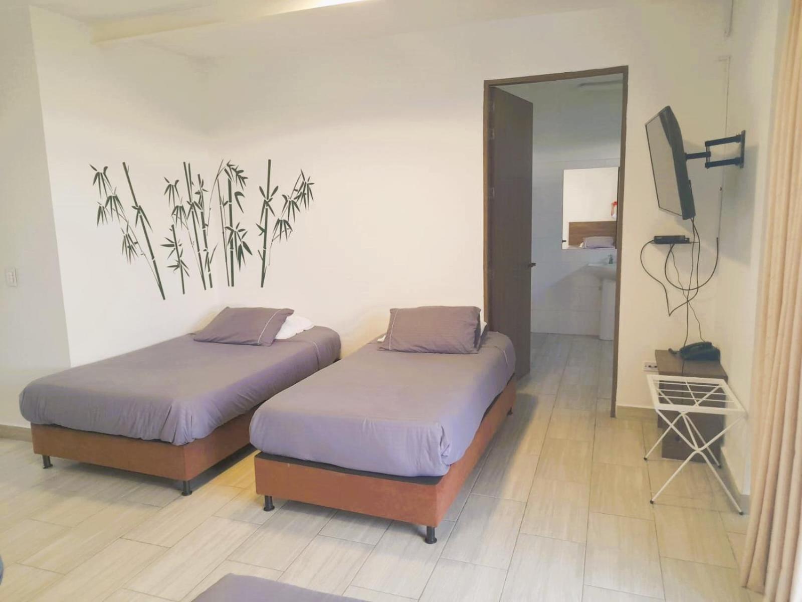 Hotel Entre Lomas 圣罗莎德卡瓦尔 外观 照片